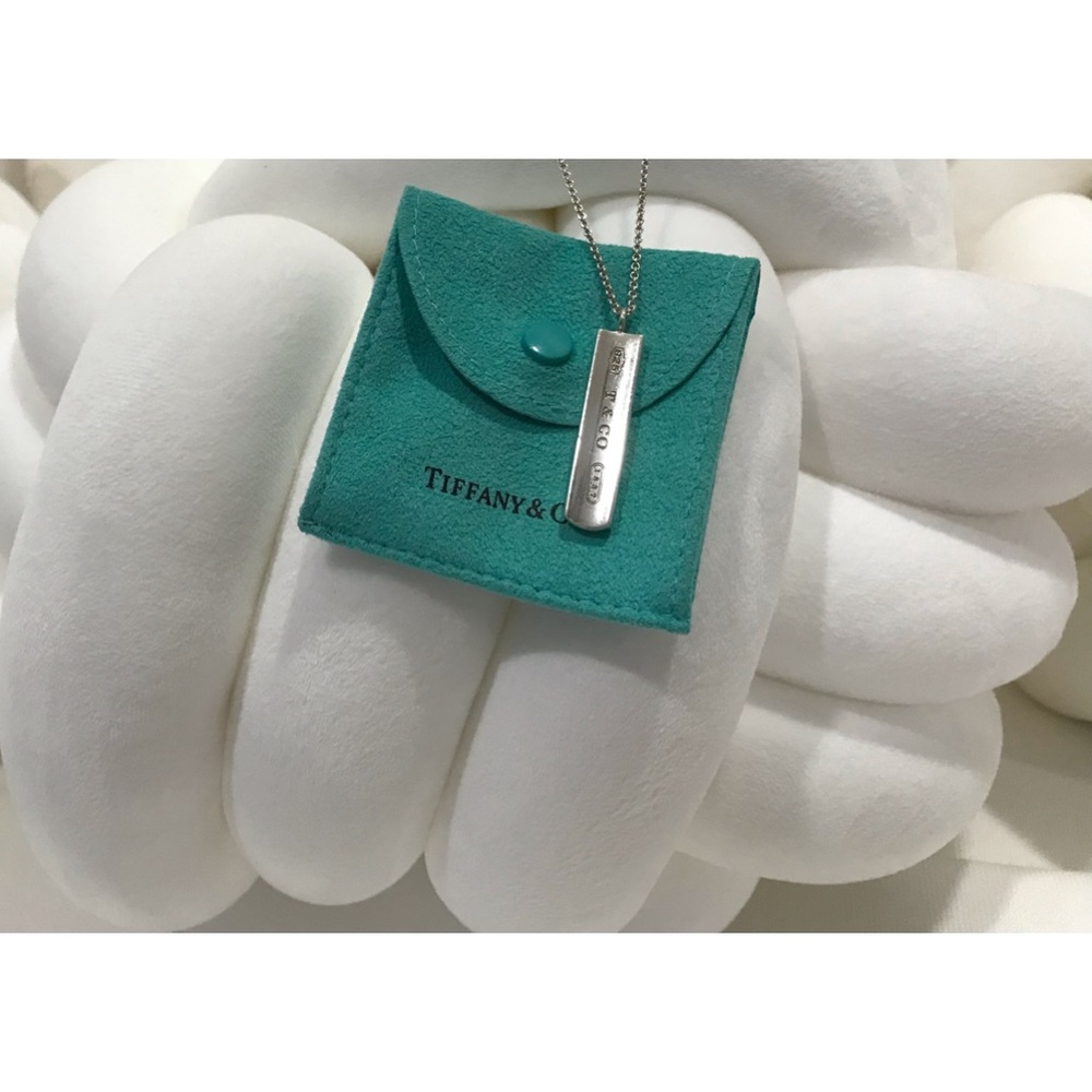 Tiffany & Co Sterling silver 1837 bar pendant necklace in pouch 18"